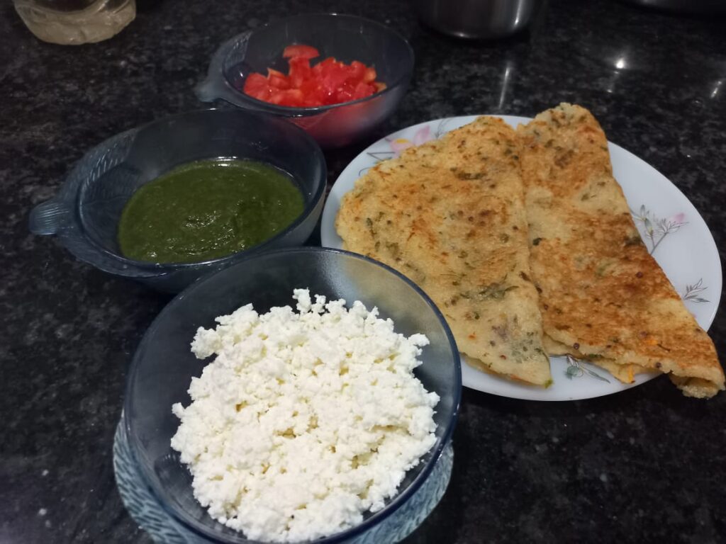 Crispy Suji Dahi Chila Recipe 