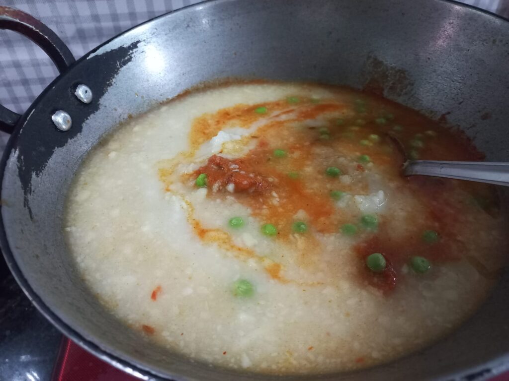 Poori Aloo Matar ki chatpati Sabji Recipe