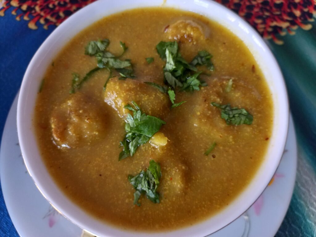 Hari Moong Daal Tazi Mangodi Recipe