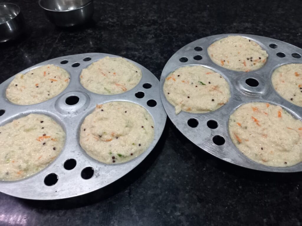 Instant Veg Idli with Nariyal Chatni Best Recipe