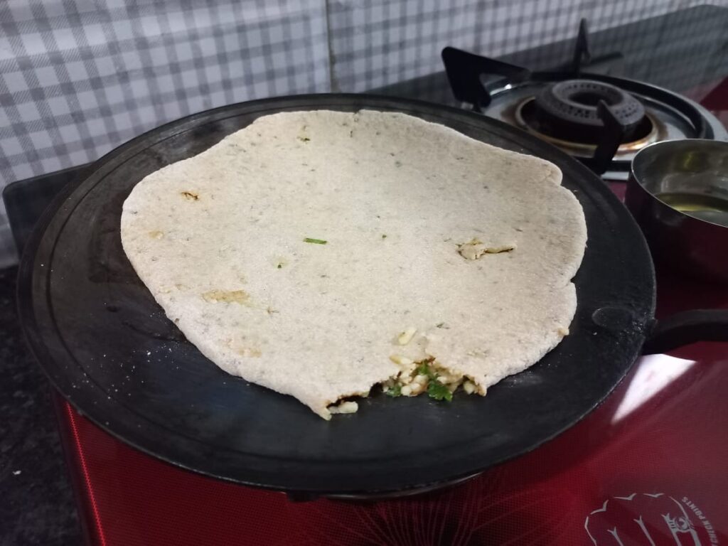 Paushtik karara Gobi Paratha Best Recipe