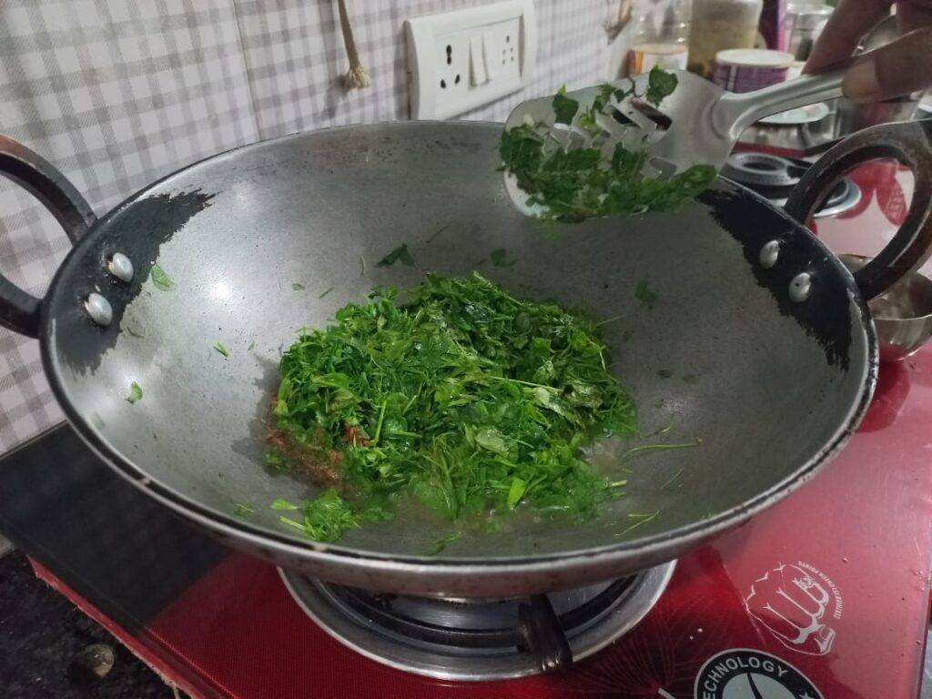 Methi Paneer Bhooji Best Recipe