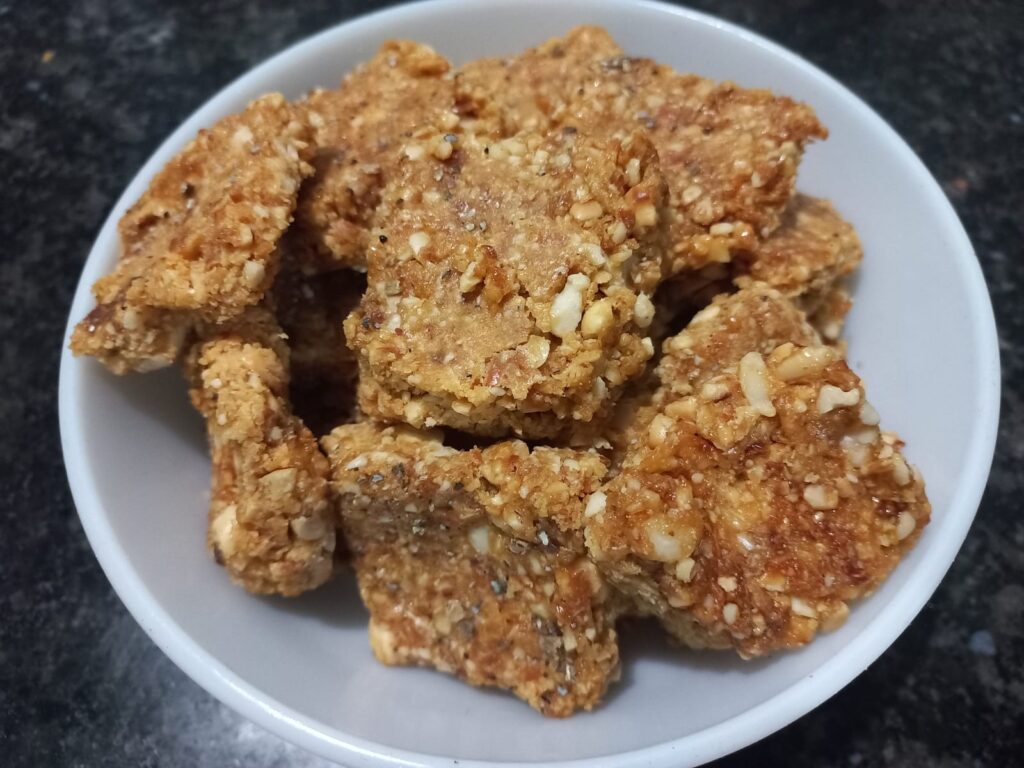 Aise Banayen peanut Gur Chikki Best Recipe